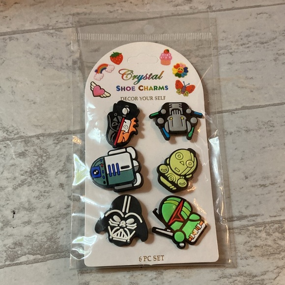 Star Wars The Mandalorian Baby Yoda No-Show Socks & Shoe Charms Jibbetz Bundle - Picture 2 of 7